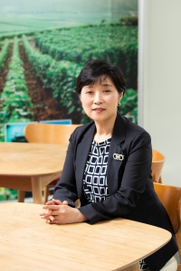 Dr. Park Current Faculty Dean Science and Technology Email: deanst@kumiuniversity.ac.ug